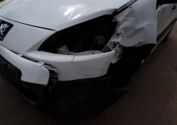 Peugeot Partner cena 5900 przebieg: 224000, rok produkcji 2011 z Krasnystaw małe 407